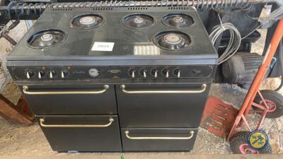 Hotpoint cooker gas