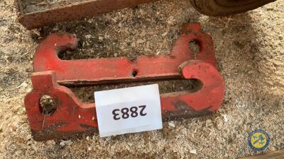 Loader brackets red