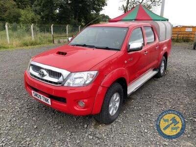 Toyota Hilux jeep 3L, 2009 SM09 TNK, MOT Aug21, 108,000miles, taxbook & key, diesel