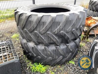 2x Michelin rear tractor tyres 600-65-38