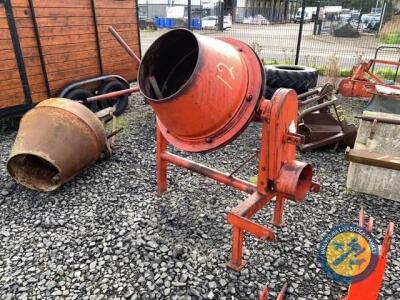 Pierce 3 point linkage pto driven cement mixer with shaft
