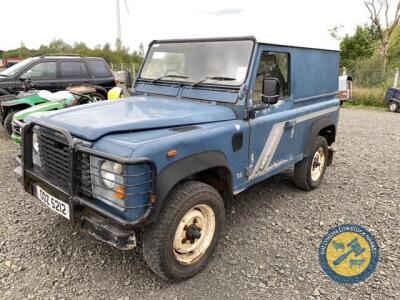 Land Rover 90 Defender turbo diesel 2495cc 1993, ODZ 5212, No MOT, 118,000miles, taxbook & key, chasis needs attention