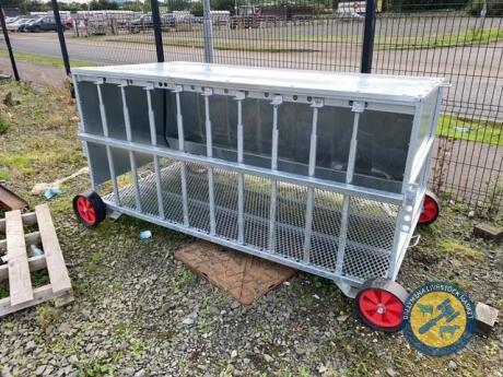 8ft lamb creep feeder with mesh floor & transport wheels