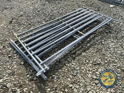 4 x railed sheep hurdles various lengths