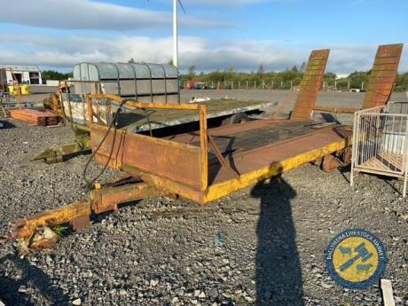 Low loader with no wheels approx 18ft
