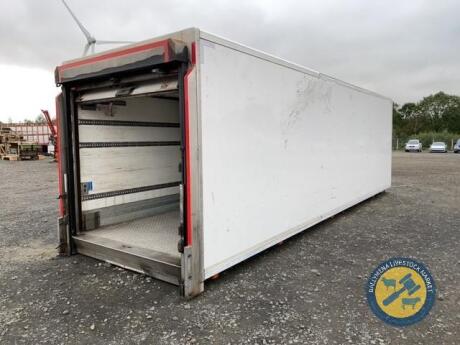 26ft insulated container with roller door