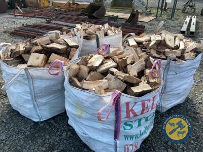 4 x tote bags of firewood