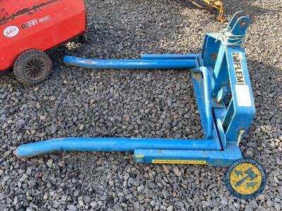 Fleming single bale lifter