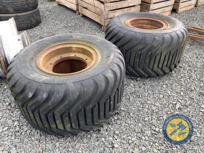 2 x floatation tyres & rims 48-25-20