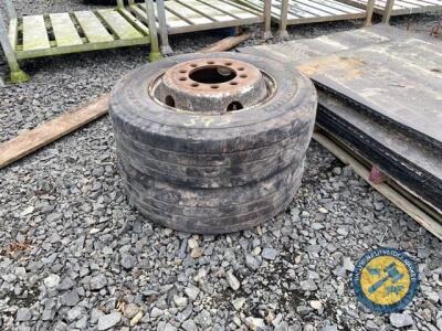 2 x lorry rims & tyres 10 stud 215-75-17