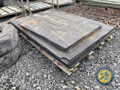 Pallet of rubber low mats 8 x 6x4ft & 4 x 3x3ft