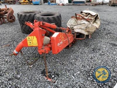 Kuhn GMD 55 select 6'8" side mounted mower with shaft