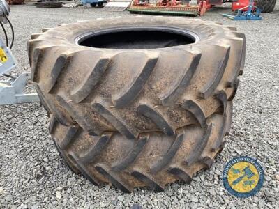520-70-R38 rear tractor tyres x2