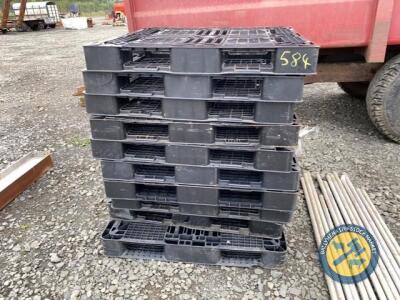 10x plastic euro pallets