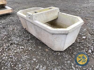 Concrete double water trough complete