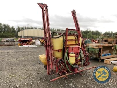 Hardi sprayer 1000gln 15m booms with shaft