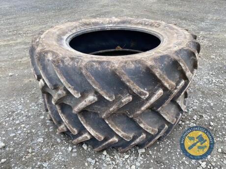 460-85-38 rear tractor tyres x2