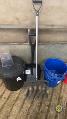 Plastic shovel & rake