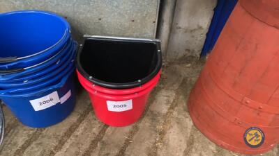 3 x hanging buckets