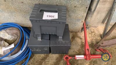 3 x storage boxes