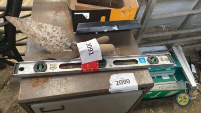 Job lot plain spokeshave & level