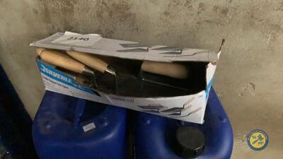 Box of various trowels