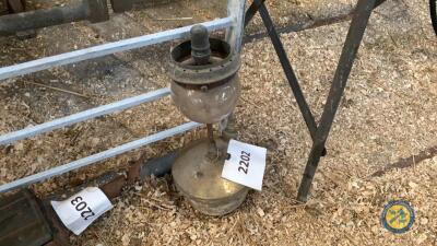 Tilly lamp