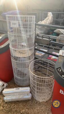5 x wire baskets