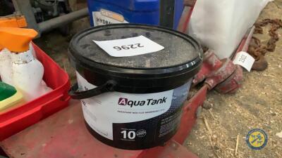 Tub of aqua tank