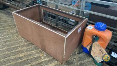 Rabbit hutch