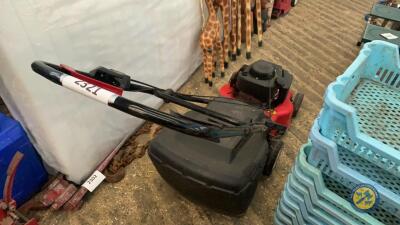 Homelite HL454SP self propelled lawnmower