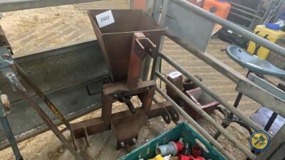 PTO driven wood chipper no shaft
