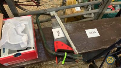 Handsaw