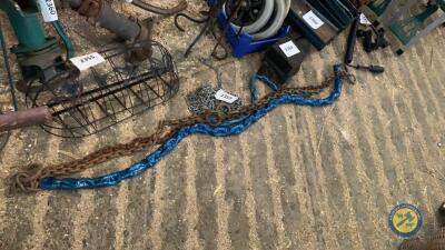 4 x chains
