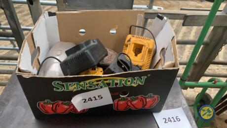 Box lot of batterys & lights