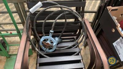 Gas stove fitter