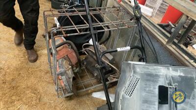 Toolbox trolley on wheels