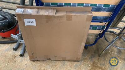 600x600 white access hatch