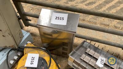 Stainless steel letterbox with key