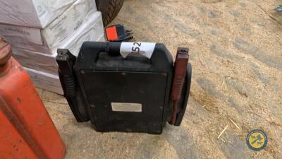 Battery booster jump pack with charger