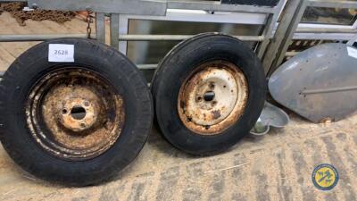 Rims & tyres for Jones star baler