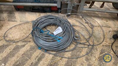 2x wire ropes