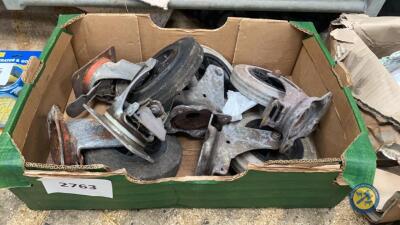 6x heavy duty cast wheels