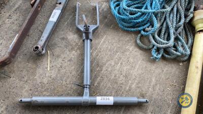 T bar hitch for MF