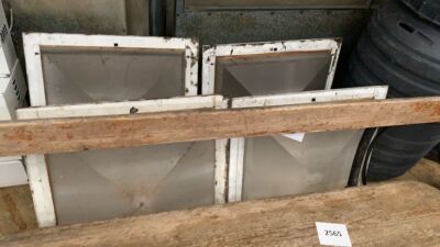 4 x canopy lights