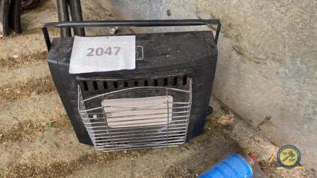 Gas heater with 2x gas bottles