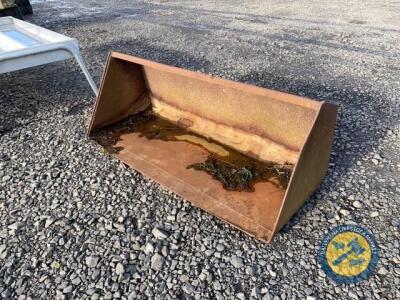 5ft loader bucket with euro brackets