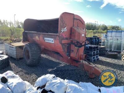 RedRock 8 cubic metre manure spreader with shaft