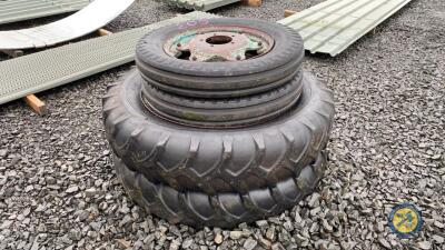 Set of David Brown cropmaster rims & tyres