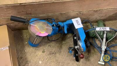 Electric chainsaw sharpener